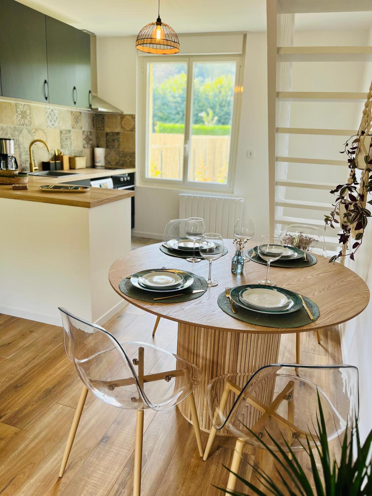 Maison Evasion Voyage Parking Et Jardin By Art De Voyager Étretat Esterno foto